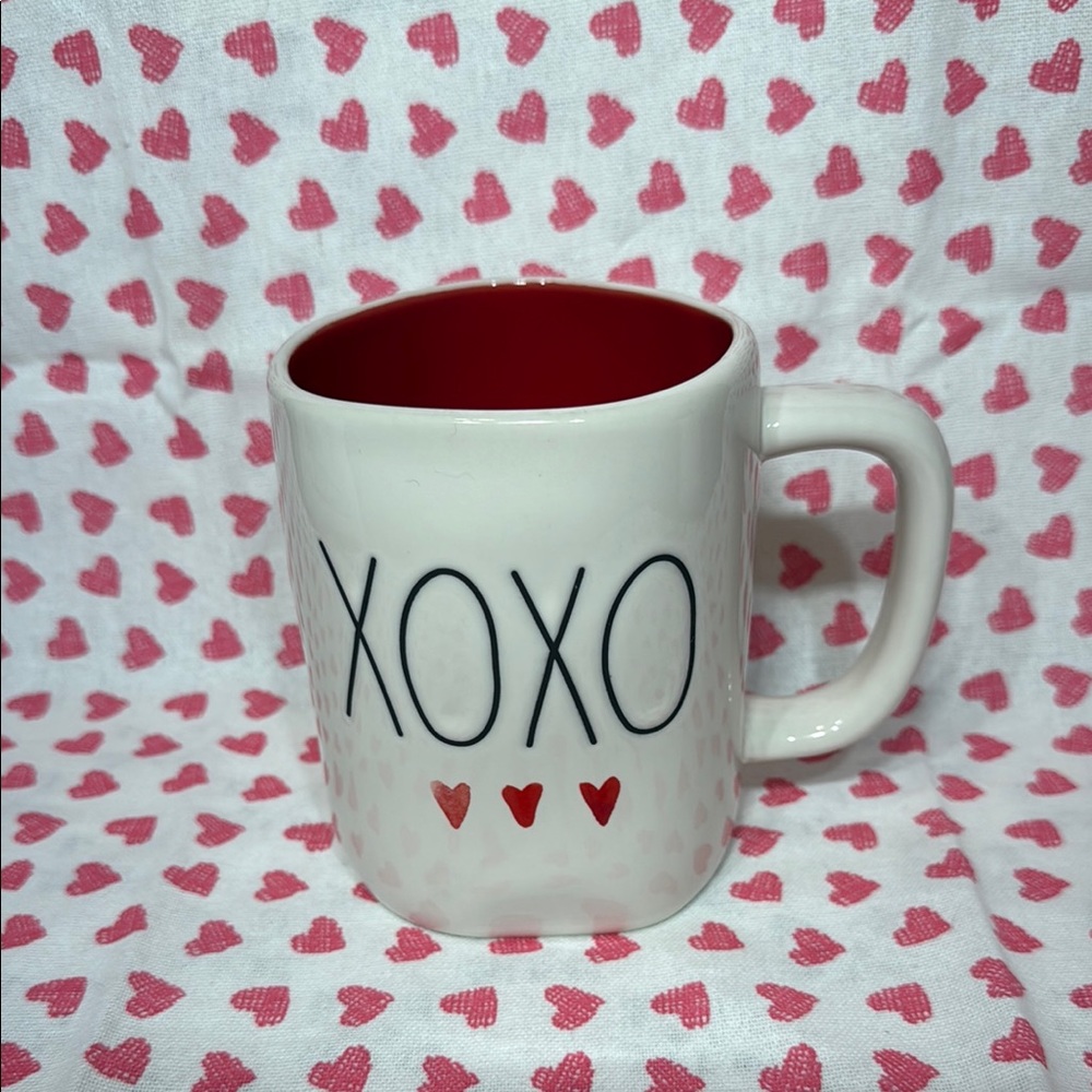 Rae Dunn XOXO Valentines Mug